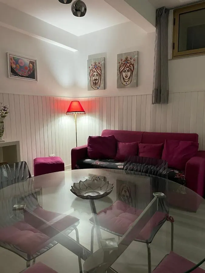 Capolinea Villa Roccalumera 0*,